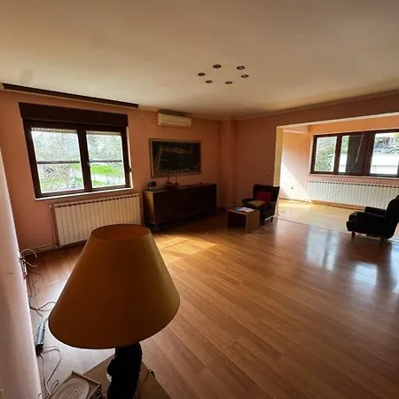 Gasthuis Rooms City Split